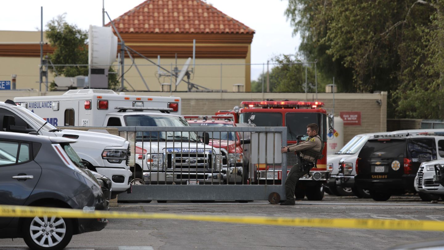 Sheriff’s detectives investigating deadly deputy-involved shooting in SCV station parking lot