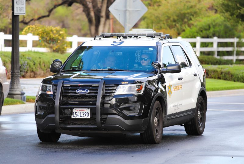 Homicide investigation begins after woman’s body found in Valencia neighborhood
