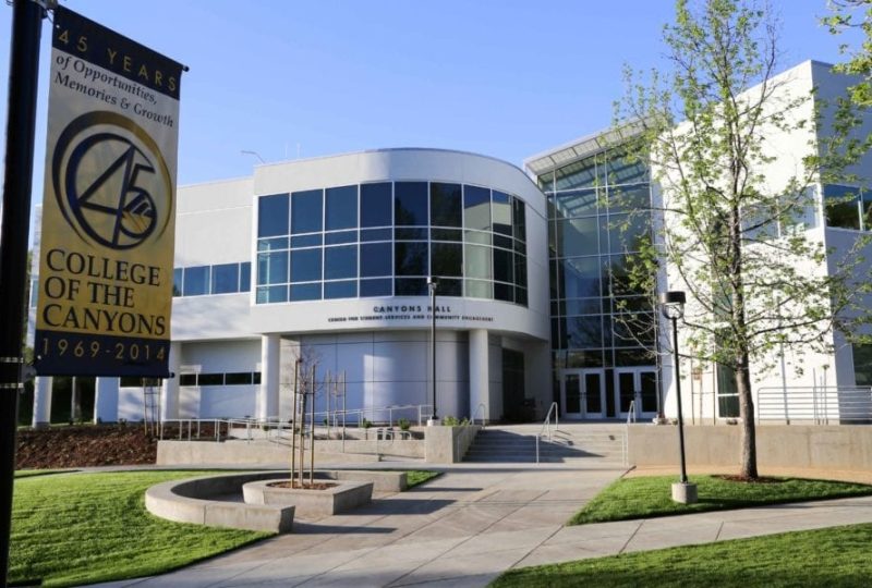 College of the Canyons announces transition to online format classes amid COVID-19