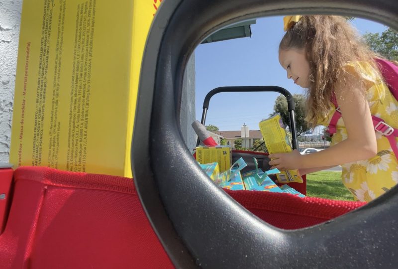 Valencia girl collects Play-Doh for sick children