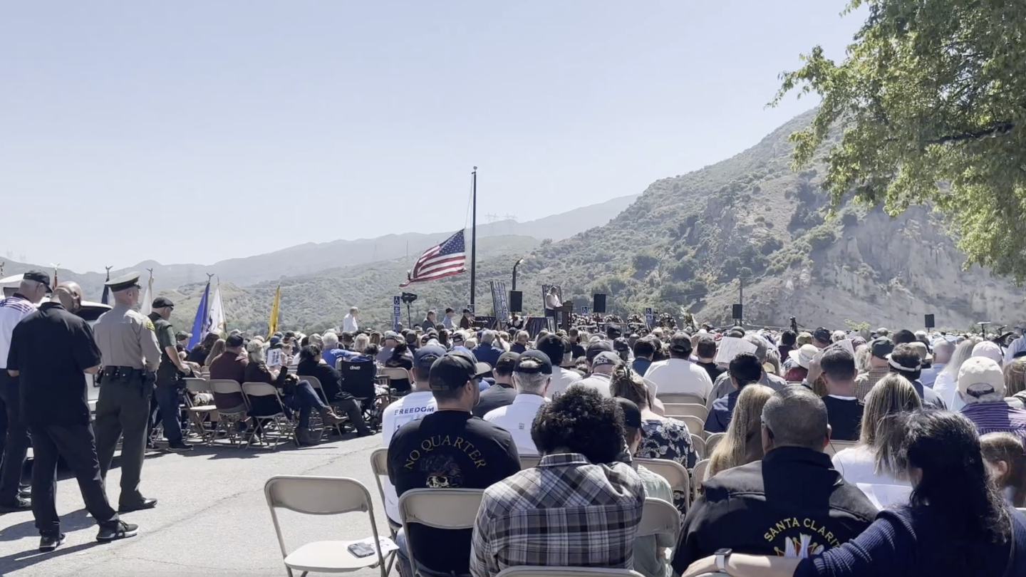 City of Santa Clarita holds Memorial Day ceremony