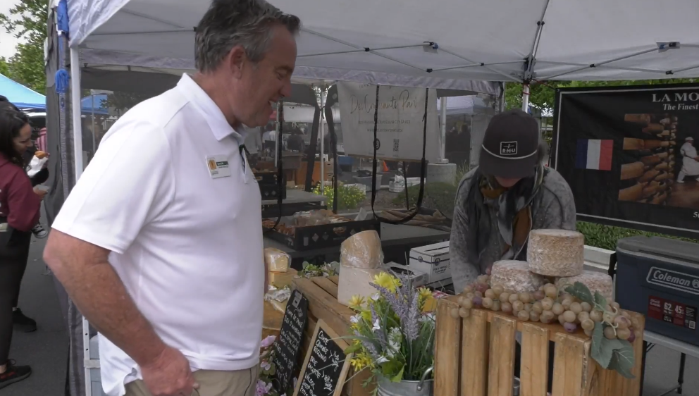 Santa Clarita Valley Farmer’s Markets Manger Larry McClement uses fresh food to unite the community